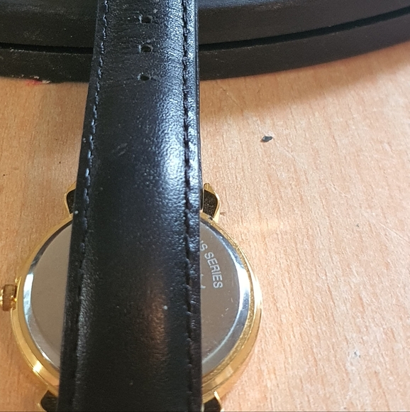 Disney's Pirates Of The Caribbean Special Edition Collector's Series Men's Watch - Picture 4 of 5